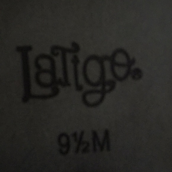 Burgundy boots - Picture 3 of 5